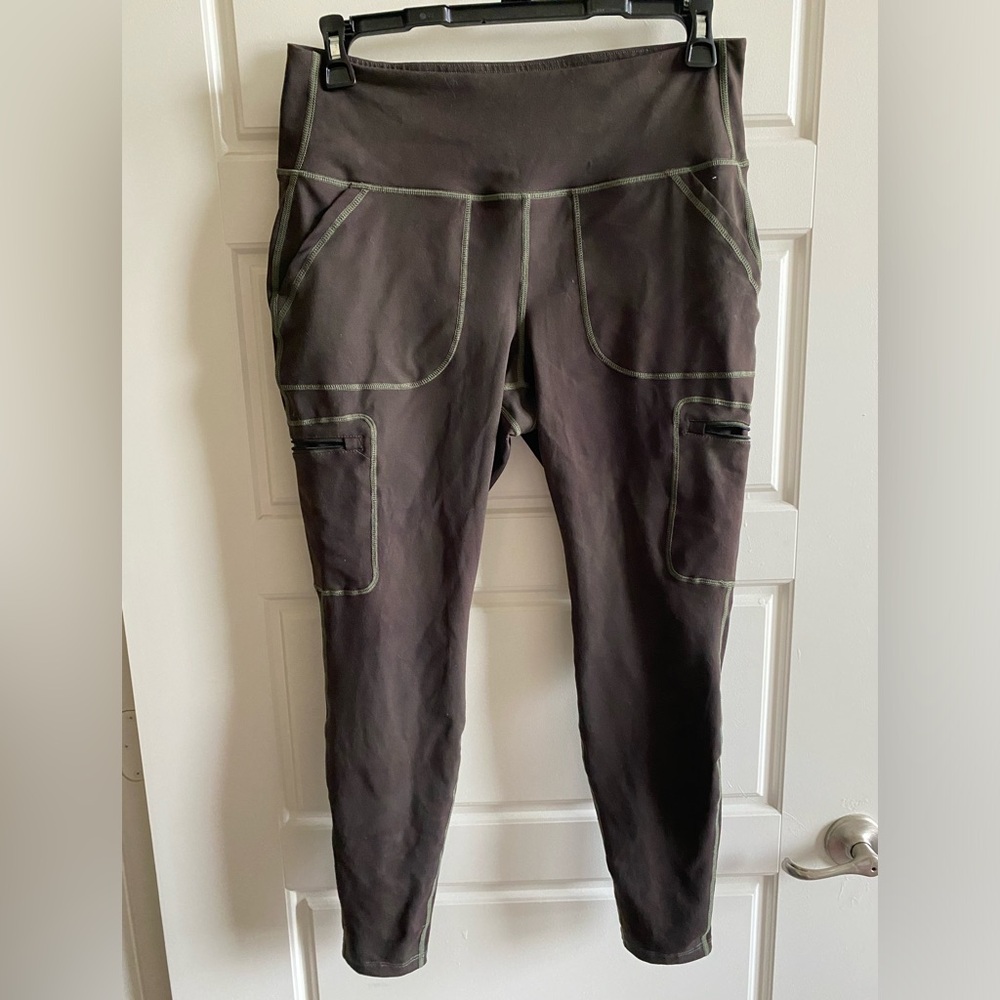 Happy Camper Cargo 4 Pocket Zipper Leggings 1X